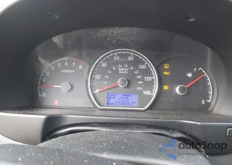 2010 Hyundai Elantra Se z USA, uszkodzony, nr VIN KMHDU4AD3AU872872